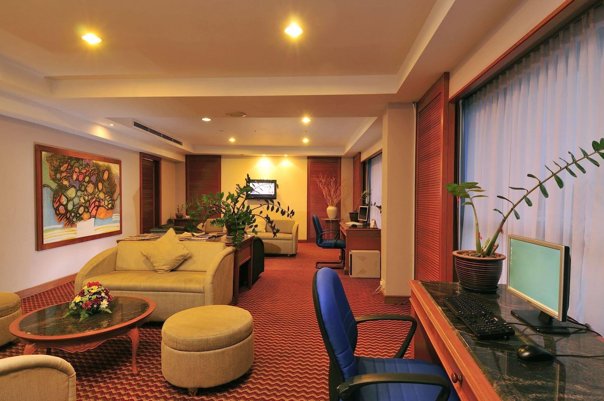 Parkcity Everly Hotel 미리 외부 사진